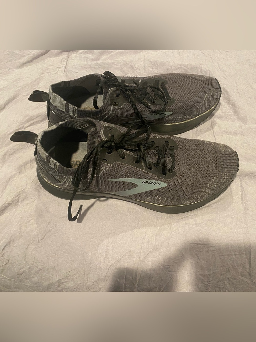Brooks Men's Charcoal/Black Athletic Running Shoes